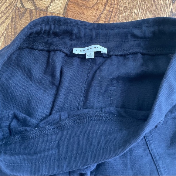 COMMUNITY navy lightweight joggers size XS - Picture 3 of 4